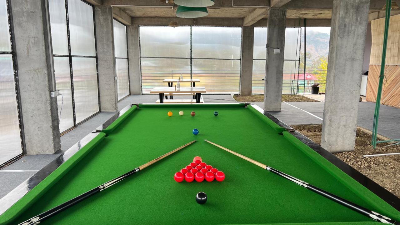 Flyscape Hostel Bīr Екстериор снимка
