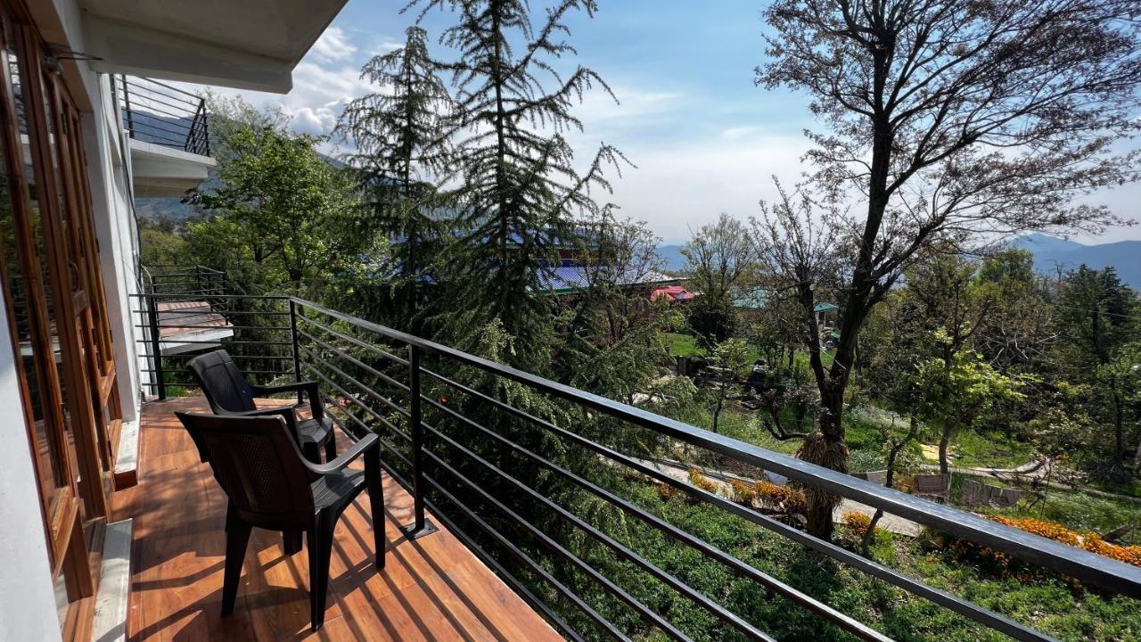 Flyscape Hostel Bīr Екстериор снимка