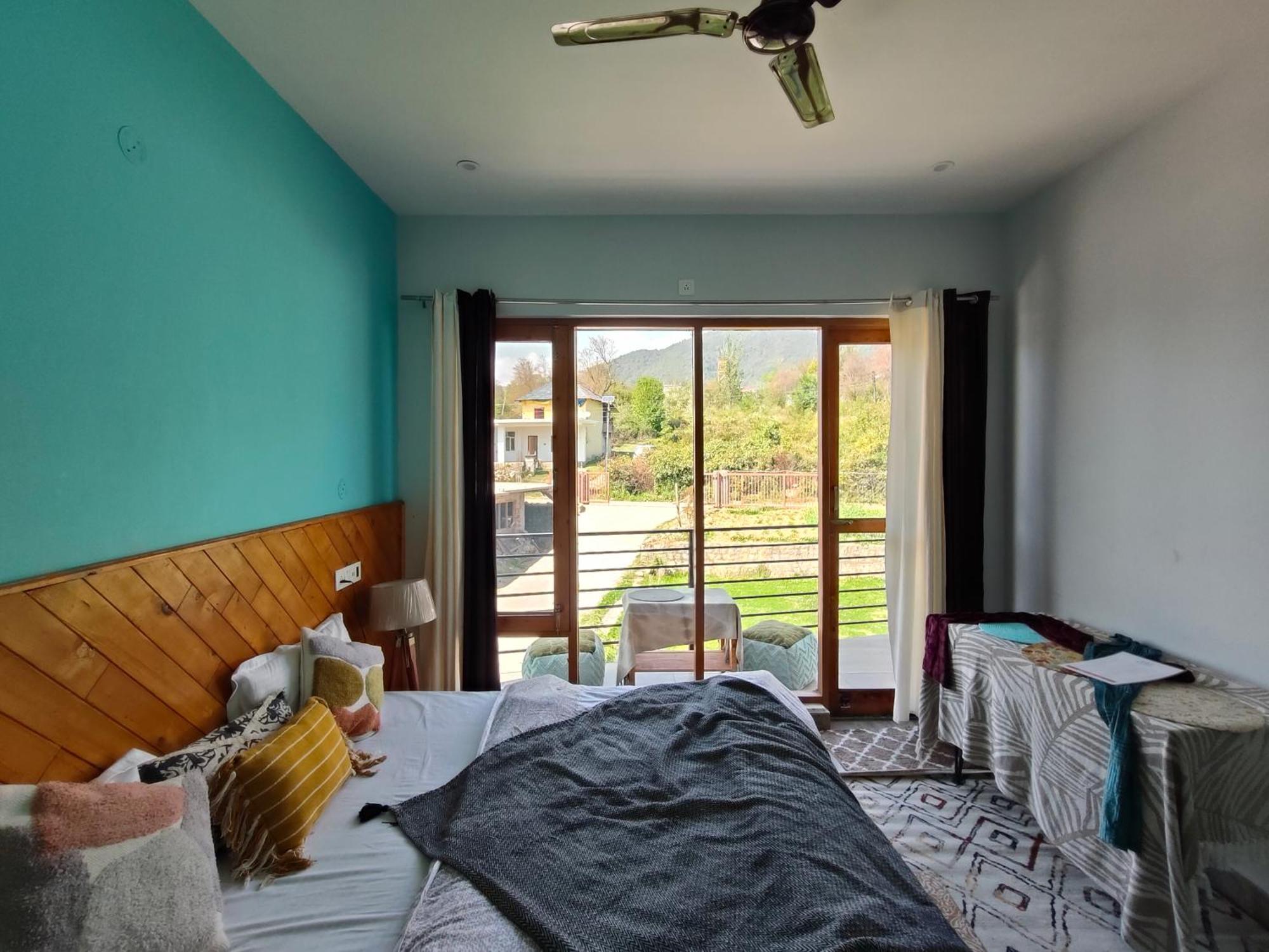 Flyscape Hostel Bīr Екстериор снимка