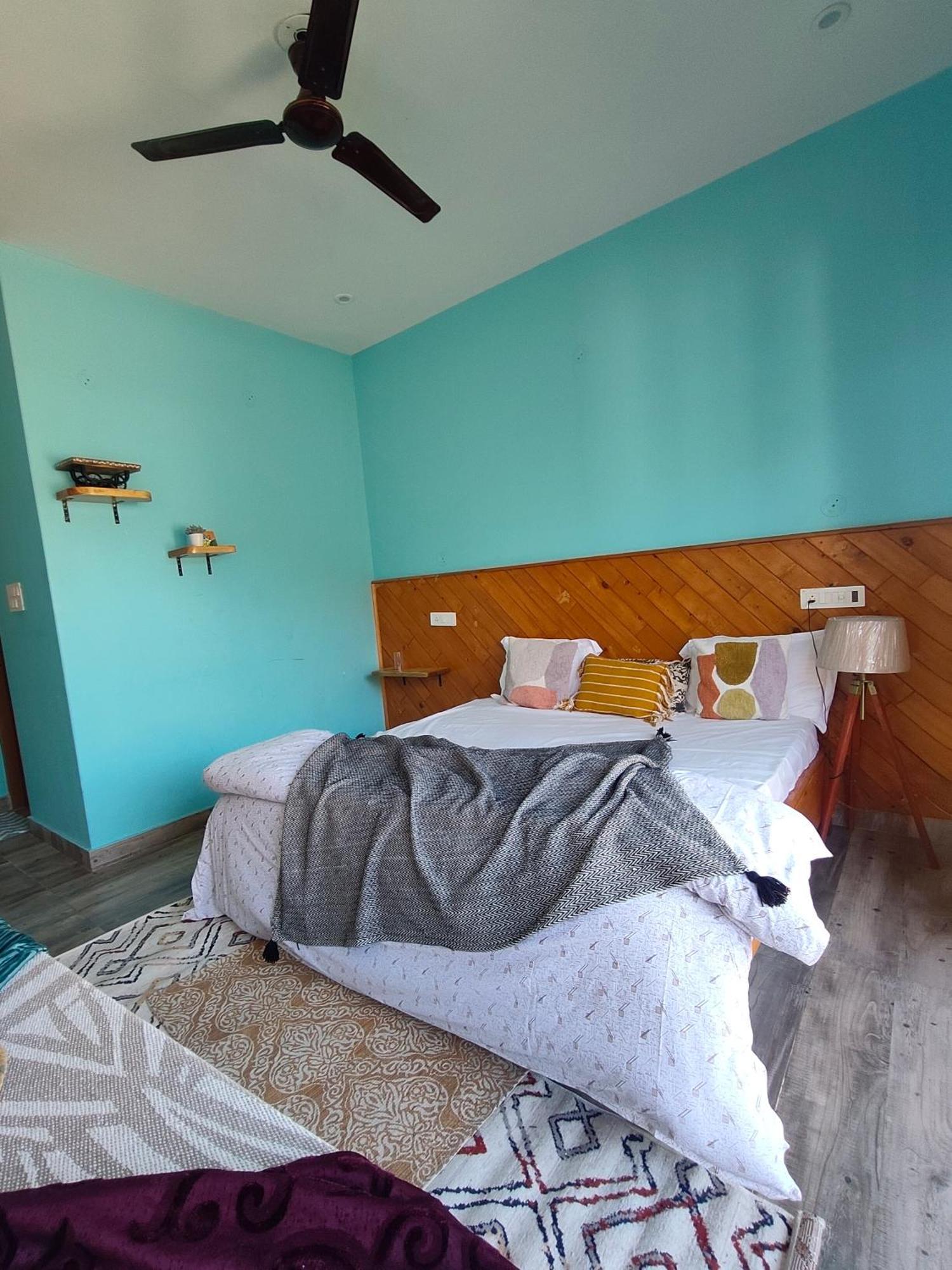 Flyscape Hostel Bīr Екстериор снимка