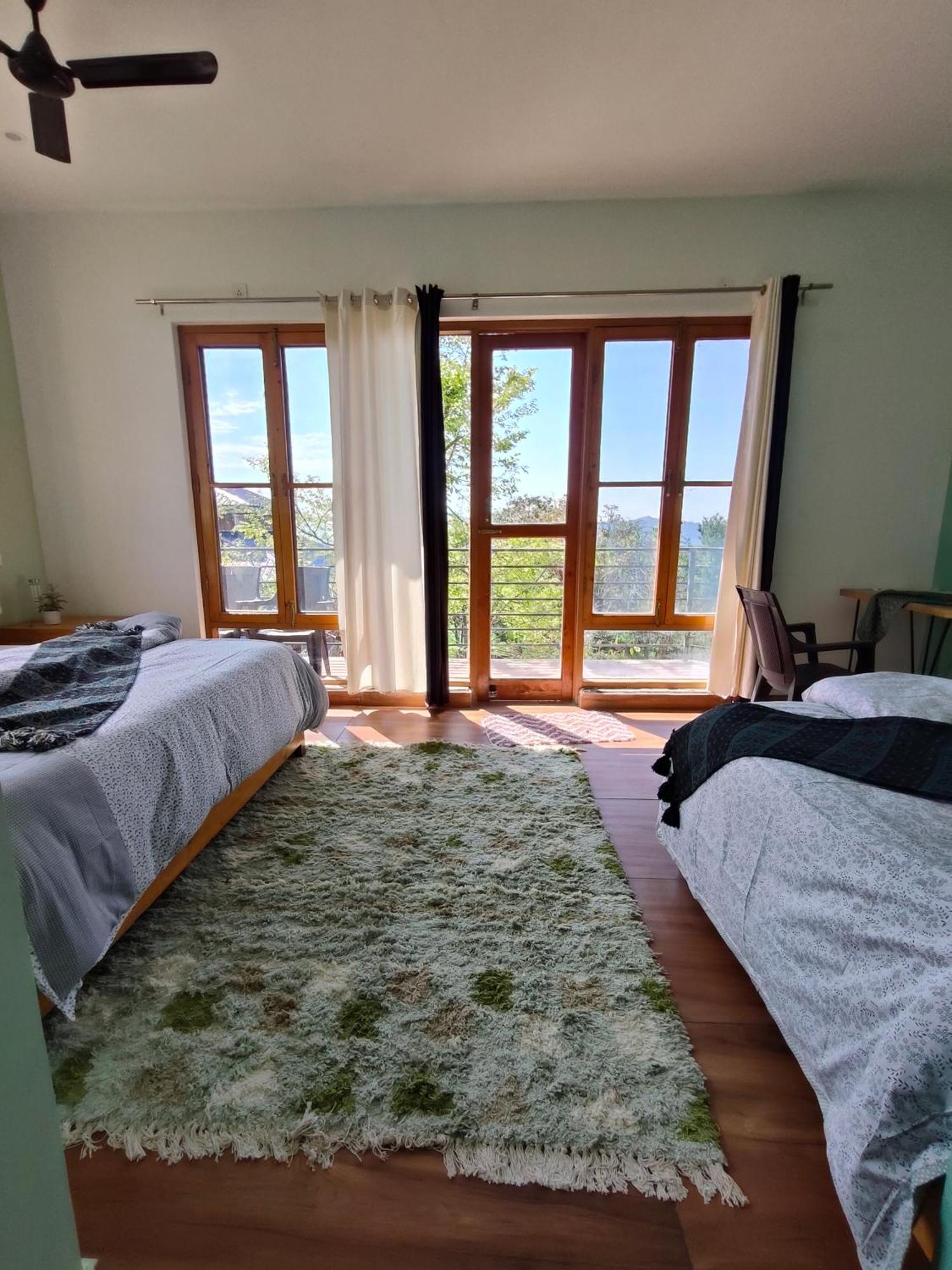 Flyscape Hostel Bīr Екстериор снимка