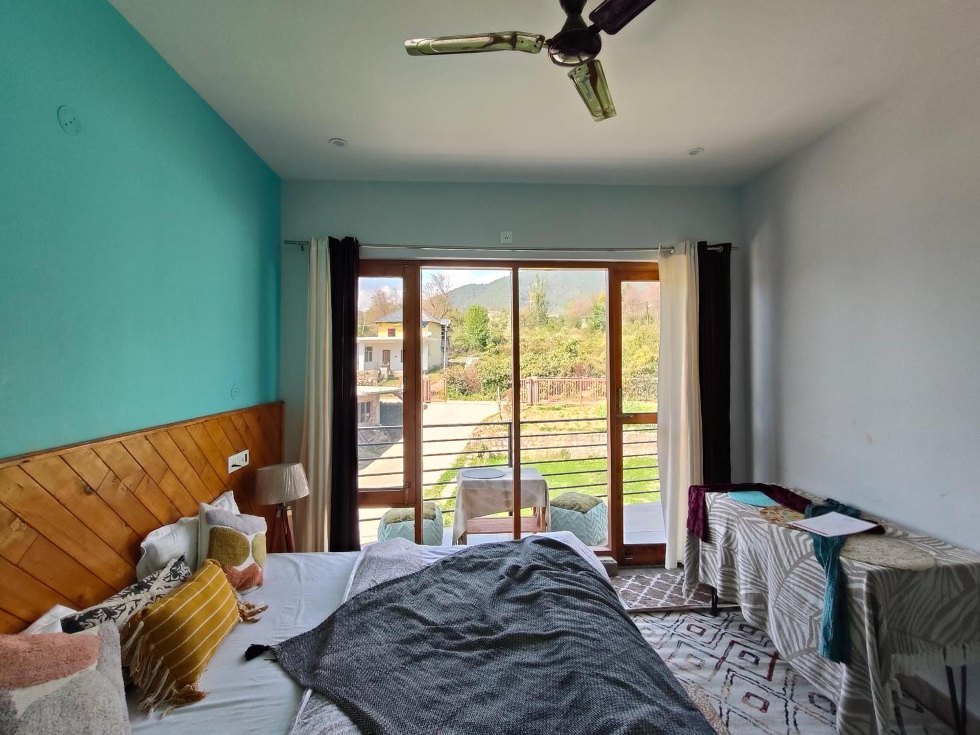 Flyscape Hostel Bīr Екстериор снимка