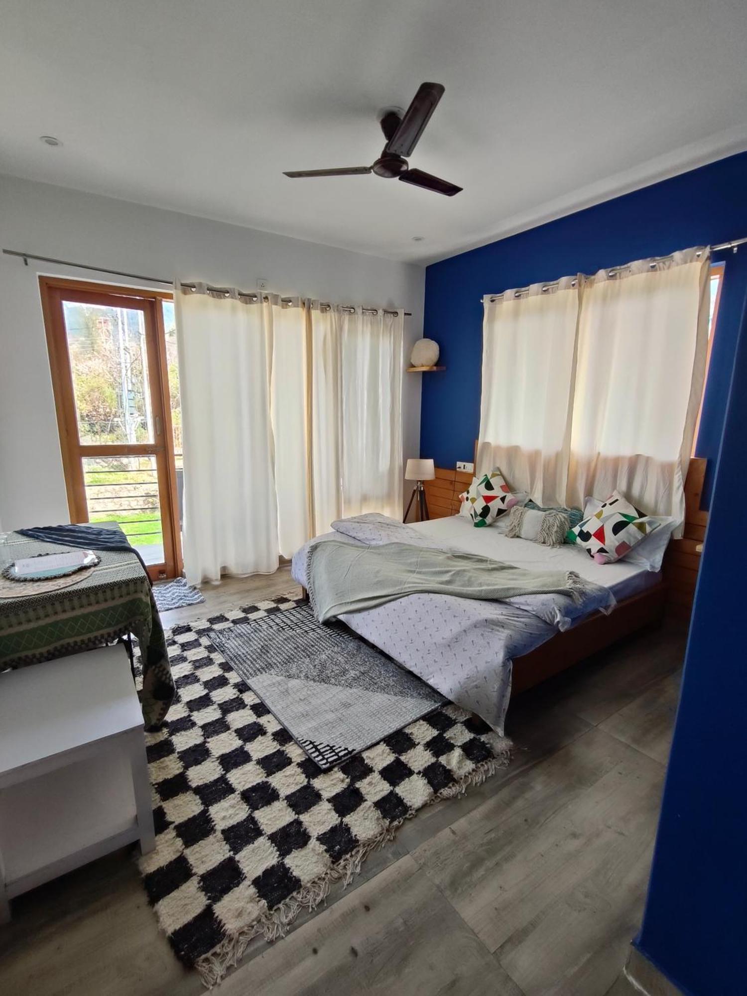 Flyscape Hostel Bīr Екстериор снимка