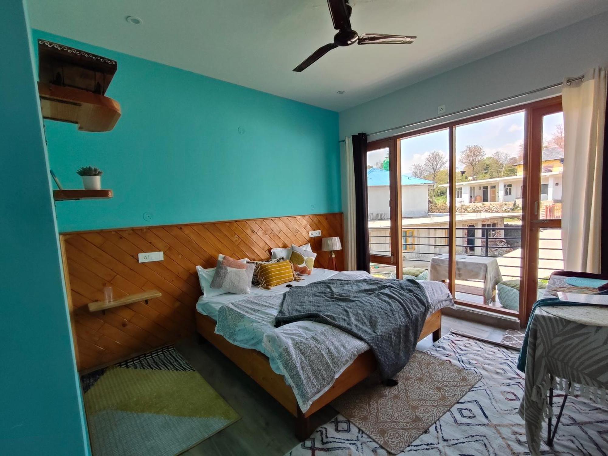 Flyscape Hostel Bīr Екстериор снимка